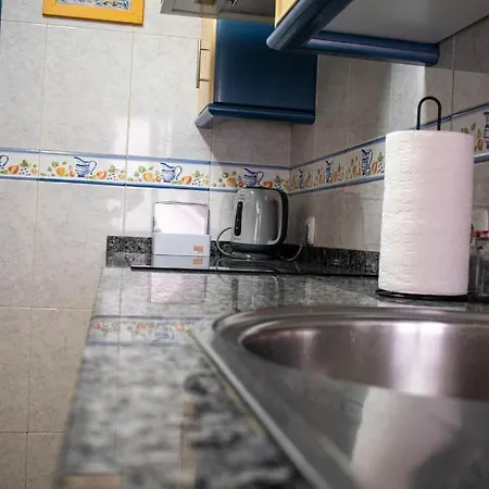 Entero, A 15 Minutos De Zona Centro Con Plaza De Aparcamiento Opcional Apartment